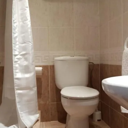 Rio De Castro Guest house 2*